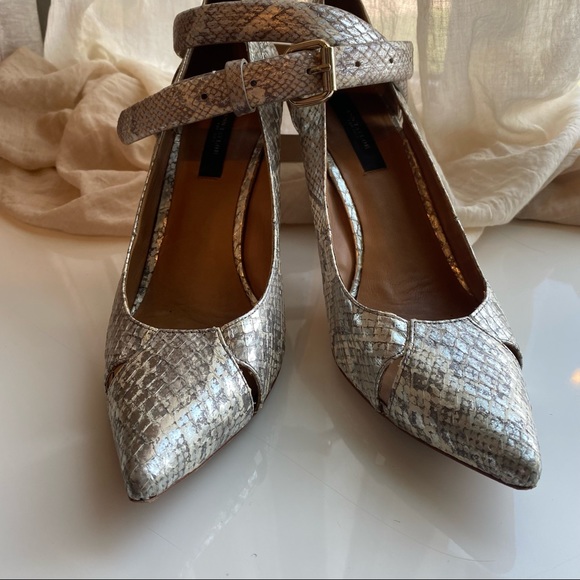 Ann Taylor Leather Belt - Picture 2 of 8